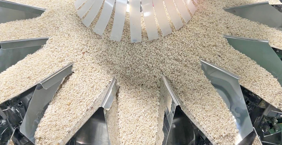 14 سطل خودکار چند سر وزن 1kg 2kg 5L غلات مواد غذایی غلات برنج کیسه بسته بندی ماشین