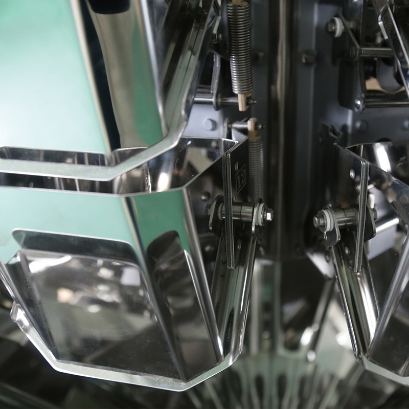 کاملا اتوماتیک سرعت بالا نیتروژن شکل عمودی پر مهر کیسه میان وعده مواد غذایی وزن پف ها مواد غذایی گلوله بسته بندی ماشین