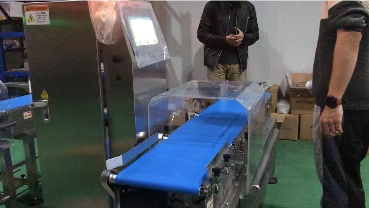 وزن کش 1KW 120p/min بررسی سرعت بالا برای بازرسی وزن محصولات